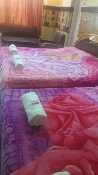 Blooming Dale Hotel Srinagar  Bagian luar foto